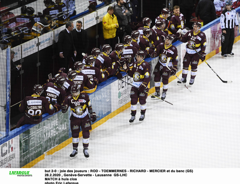 but 2-0 : joie des joueurs : ROD - TOEMMERNES - RICHARD - MERCIER et du banc (GS)  28.2.2020 , Genève-Servette - Lausanne  GS-LHCMATCH à huis closphoto Eric Lafargue