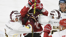 bagarre ROD (GS) - PESONEN (LHC) - ALMOND (GS)   10.10.2017 ,  Lausanne - Genève-Servette  LHC-GSphoto Eric Lafargue