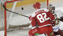 PESONEN (LHC) - MAYER (GS)   10.10.2017 ,  Lausanne - Genève-Servette  LHC-GSphoto Eric Lafargue