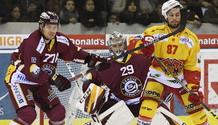 TOEMMERNES - MAYER (GS) - PEDRETTI (BI)   24.10.2017 , Genève Servette - Bienne  GS-BIphoto Eric Lafargue