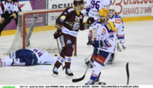 but 1-2 : puck au fond - joie WINNIK (GS)  au milieu de P. SUTER - BERNI - HOLLENSTEIN et FLUEELER (ZSC)       20.11.2020 , Genève-Servette - Zurich Lions  GS-ZSC  photo Eric Lafargue