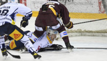 SENTELER - ABDELKADER (EVZ) - KARRER (GS) 23.2.2021 , Genève-Servette - Zoug  GS-EVZ photo Eric Lafargue