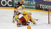 OMARK (GS) - FEY - VAN POTTELBERGHE (BI)     13.3.2021 , Genève-Servette - Bienne  GS-BI  photo Eric Lafargue