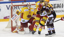 VAN POTTELBERGHE - LINDBOHM (BI) - OMARK (GS)      13.3.2021 , Genève-Servette - Bienne  GS-BI  photo Eric Lafargue