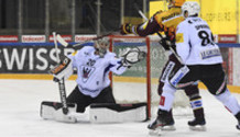 arrêt BERRA (FR) - OMARK (GS) - SPRUNGER (FR)  27.3.2021 , Genève-Servette - Fribourg Gottéron  GS-FRphoto Eric Lafargue