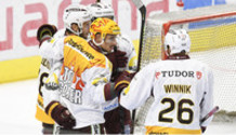 but 3-1 : joie POULIOT - ROD - FILPPULA - WINNIK (GS)    7.9.2021 , Zurich Lions - Genève-Servette  ZSC-GS photo Eric Lafargue