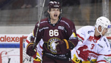 but 1-1 : joie VERMIN (GS) - DJUSE (RAP)   16.10.2021 , Genève-Servette - Rapperswil Lakers GS-RAP  photo Eric Lafargue