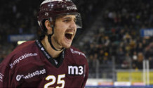 but 3-2 : joie KARRER , le buteur (GS) 23.10.2021 , Genève-Servette - Langnau  GS-LANphoto Eric Lafargue