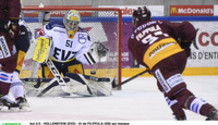 but 2-2 : HOLLENSTEIN (EVZ) - tir de FILPPULA (GS) qui marque    19.11.2021 , Genève-Servette - Zoug  GS-EVZ photo Eric Lafargue