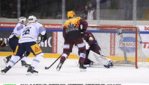 but 3-4 : tir de MUELLER - ZEHNDER (EVZ) - TOEMMERNES - ZURKIRCHEN (GS) - puck au fond     19.11.2021 , Genève-Servette - Zoug  GS-EVZ photo Eric Lafargue