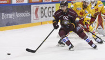 BERTHON (GS) - FROIDEVAUX - VAN POTTELBERGHE (BI)      27.11.2021 , Genève-Servette - Bienne  GS-BI  photo Eric Lafargue