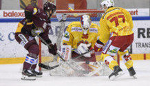 BERTHON (GS) - arrêt VAN POTTELBERGHE - GROSSMANN (BI)27.11.2021 , Genève-Servette - Bienne  GS-BI  photo Eric Lafargue