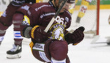 but 1-0 : joie ROD  (GS)   27.11.2021 , Genève-Servette - Bienne  GS-BI  photo Eric Lafargue