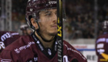 BERTHON applaudit les fans (GS) à la fin du match 22.1.2022 , Genève-Servette - Bienne  GS-BI  photo Eric Lafargue