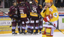 but 2-2 : joie FILPPULA - VATANEN - WINNIK , caché - MIRANDA - VERMIN - TOEMMERNES (GS) - déception  RAJALA (BI)       22.1.2022 , Genève-Servette - Bienne  GS-BI  photo Eric Lafargue