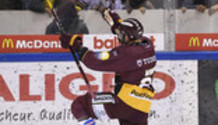 but 2-2 : joie WINNIK (GS) le buteur     22.1.2022 , Genève-Servette - Bienne  GS-BI  photo Eric Lafargue