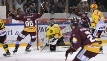 but 1-1 : joie ROD (GS) -  WUETHRICH (SCB) - joie RICHARD (GS) - KAHUN (SCB)  26.2.2022 , Genève-Servette - Berne  GS-SCBphoto Eric Lafargue