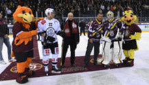 les étoiles : ALATALO (LUGA) - l’ancien président TORRIANI - BOZON - DESCLOUX (GS)  8.3.2022 , Genève-Servette - Lugano  GS-LUGA photo Eric Lafargue