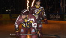 LE COULTRE - KARRER (GS) avec les flammes avant le début du match  8.3.2022 , Genève-Servette - Lugano  GS-LUGA photo Eric Lafargue