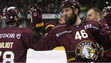 but 3-0 : joie POULIOT , le buteur - ANTONIETTI - DESCLOUX (GS)    9.3.2022 , Genève-Servette - Ajoie  GS-AJOphoto Eric Lafargue