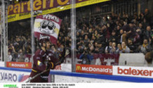 joie KARRER avec les fans (GS) à la fin du match       9.3.2022 , Genève-Servette - Ajoie  GS-AJOphoto Eric Lafargue