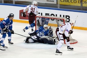 EVZA vs GSHC