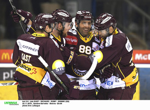 but 2-0 : joie KAST - RICHARD - ROMY - WINNIK (GS) 23.11.2018 , Genève-Servette - Bienne  GS-BI photo Eric Lafargue