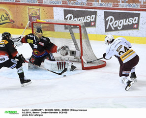 but 0-1 : ALMQUIST - GENONI (SCB) - BOZON (GS) qui marque  9.3.2019 , Berne - Genève-Servette  SCB-GSphoto Eric Lafargue