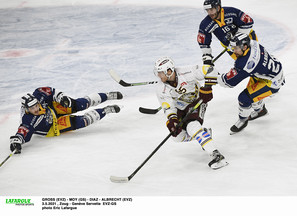 GROSS (EVZ) - MOY (GS) - DIAZ - ALBRECHT (EVZ)     3.5.2021 , Zoug - Genève Servette  EVZ-GSphoto Eric Lafargue